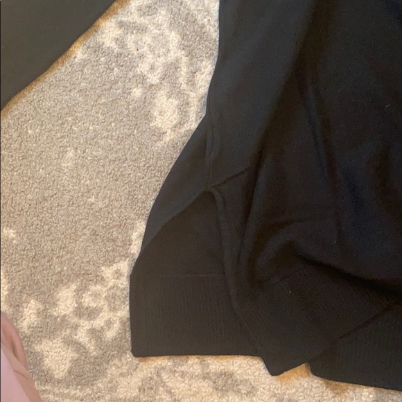 Loft Black Turtle Neck Sweater NWOT - Picture 4 of 6